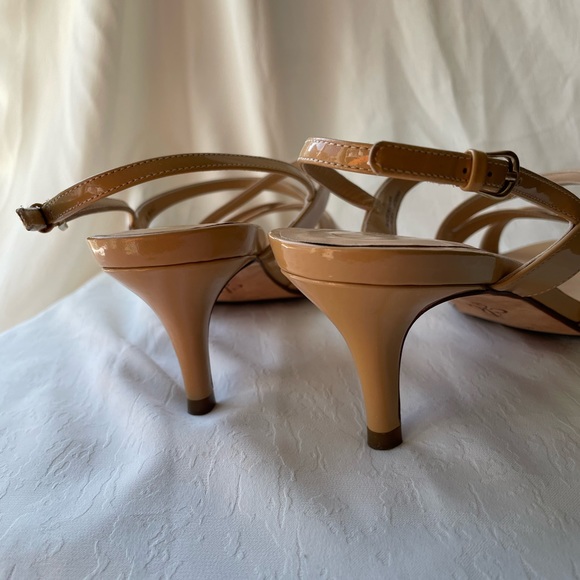 Cole Haan Slingback Heels / Sandals in Beige - Picture 2 of 4